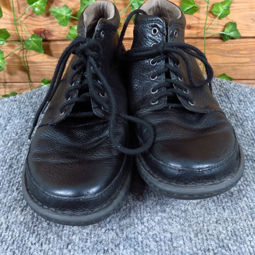 Born Nigel Mens Chukka Boots Size 8 Everyday Wear Black Pebbled Leather